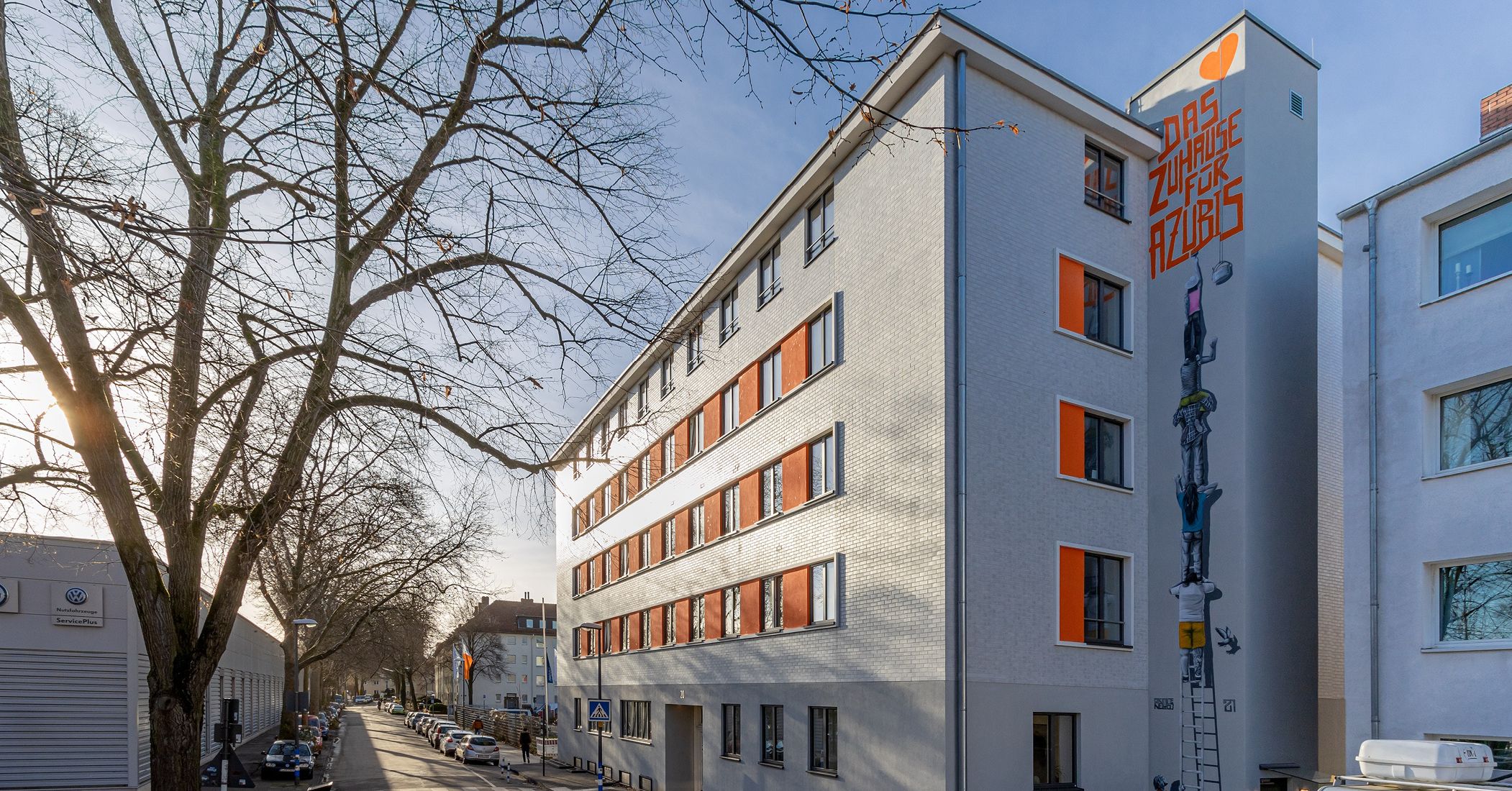Bild 1 Das sanierte Kolpinghaus Jugendwohnen Ehrenfeld in Köln Quelle: Thorsten Kern, Köln