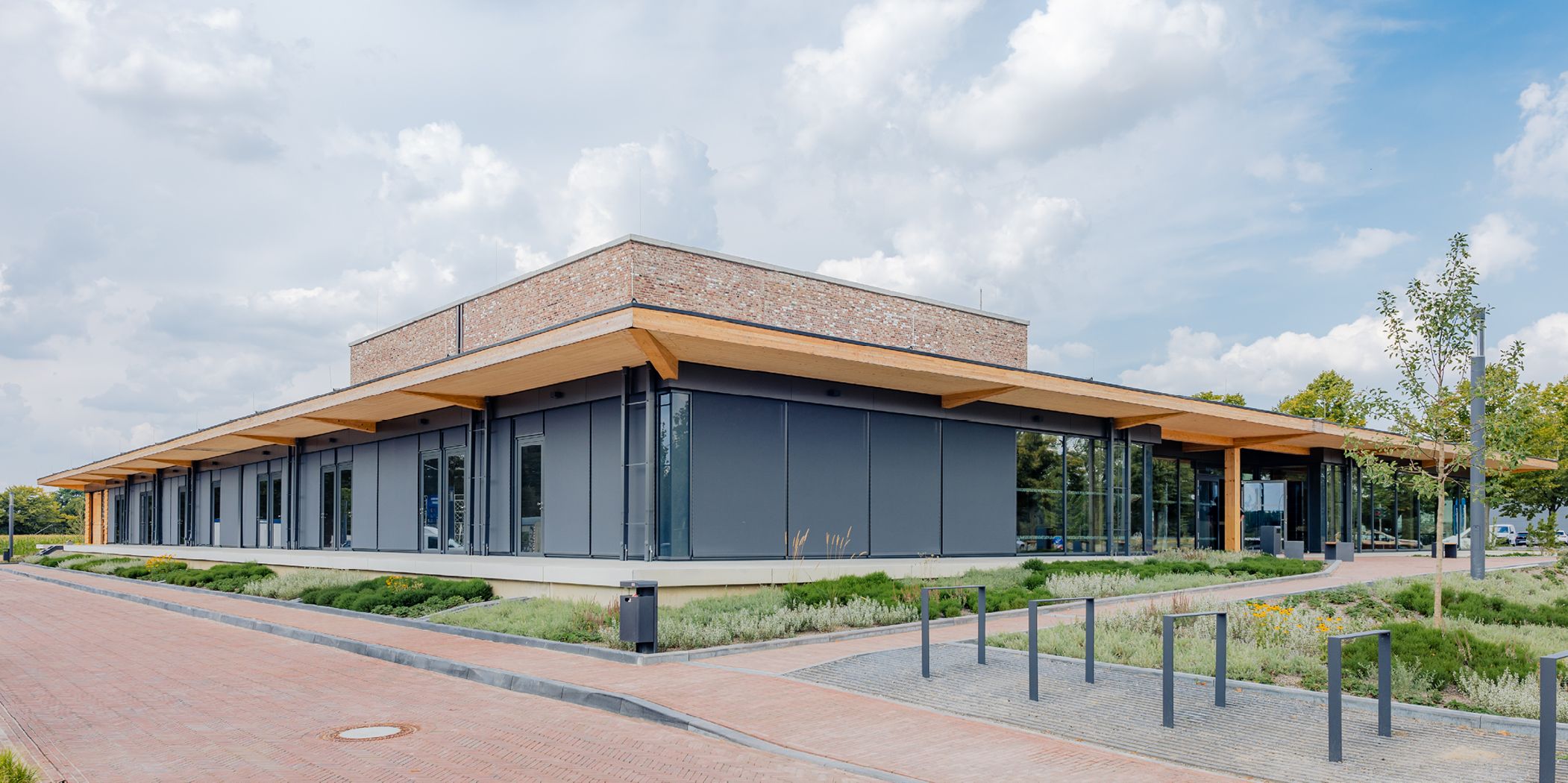 Cradle-to-Cradle-Projekt Kreisarchiv Viersen – Klinker aus Fabrikabbruch, Umringungsgebäude in Holzbauweise Quelle: KEMPEN KRAUSE INGENIEURE GmbH