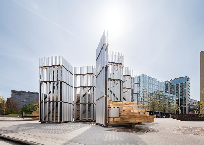 Die im Architekturfestival eingesetzten Aluminiumprofile wurden nach dem sortenreinen Rückbau in den Produktionskreislauf zurückgeführt und fanden als Aluminiumfenster im Wohnprojekt „Belle Harbour“ eine neue Nutzung (Quelle: Schüco International KG, Fotograf: Alex Bach Architekturfotografie)